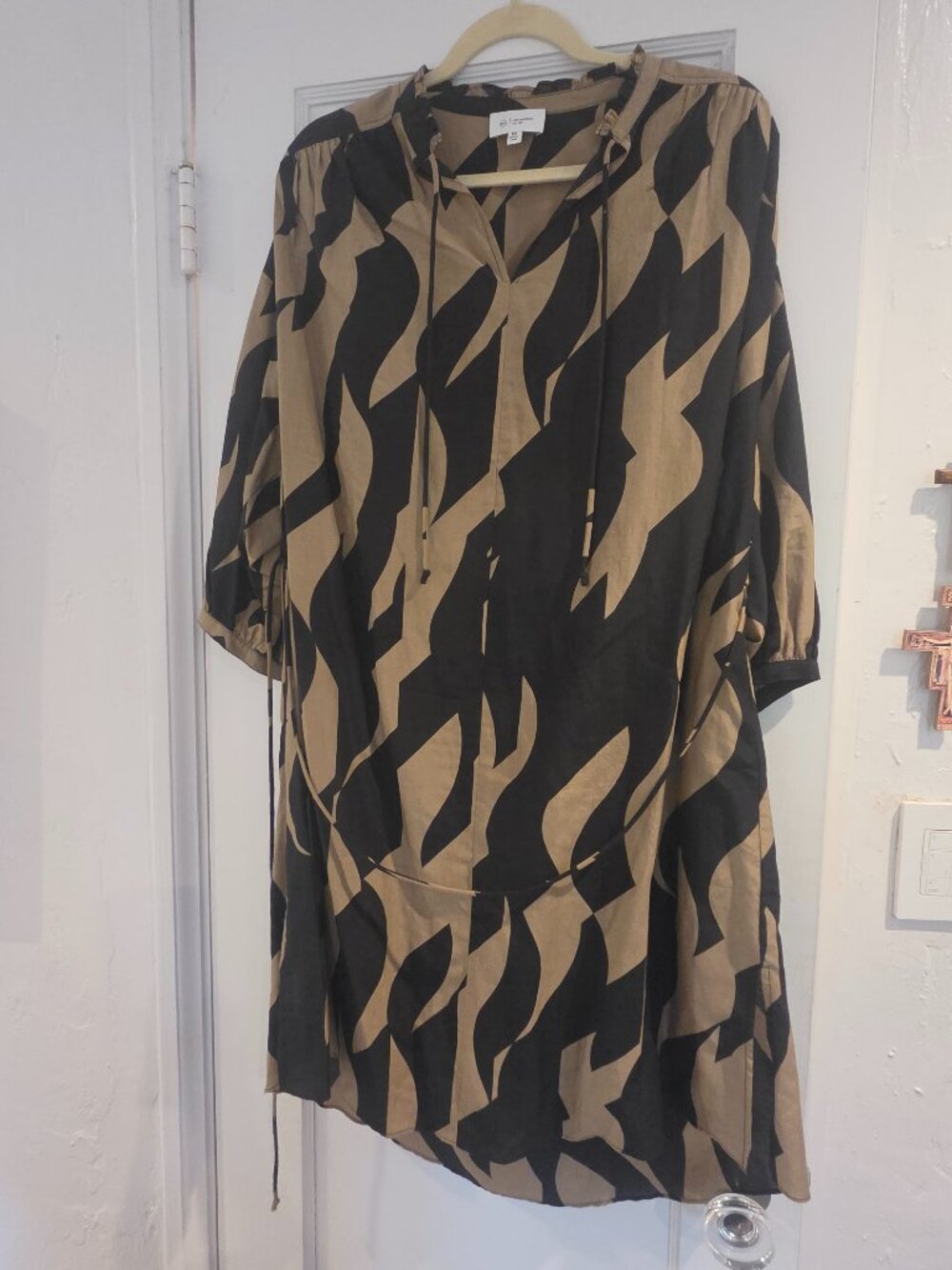AG Los Angeles Black and Tan Shirt dress